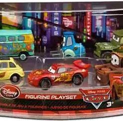 Wholesale ⌛ Disney / Pixar Cars Cars 2 Lightning McQueen Pit Crew Exclusive PVC Figurine Set [Loose] 👍
